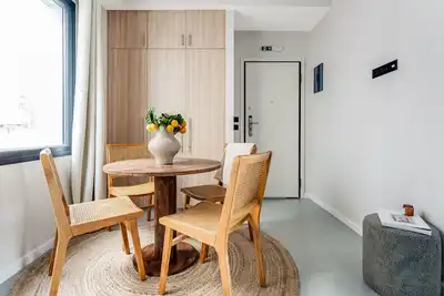 Image de Sanders Port - Studio élégant avec terrasse sur le toit
