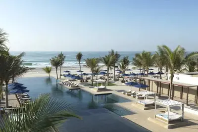 Image de Experience Khareef Festival! Beachfront Villa w/ Courtyard Garden, Outdoor Pool!