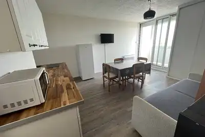 Image de Studio Moderne - Proche Plage - Parking