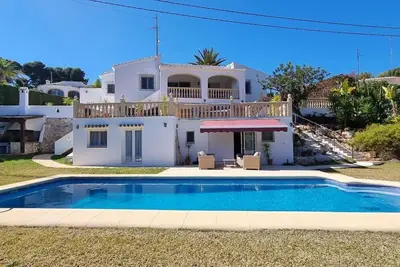 Image de Luxurious Villa Helena -Large private pool & air conditioning in all bedrooms