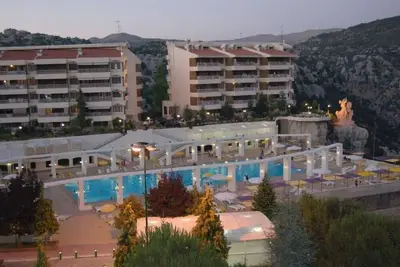 Image de Satellity Resort Chalet: Season rental available.