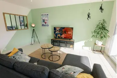 Image de Spacieux, moderne avec terrasse vue sur le Zoo