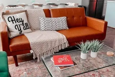 Image de Casa H-Town in the Midtown neighborhood of Houston, Tx