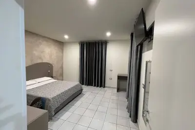Image de Apartment with 3 bedrooms and 2 bathrooms. Terrace and veranda overlooking the sea.