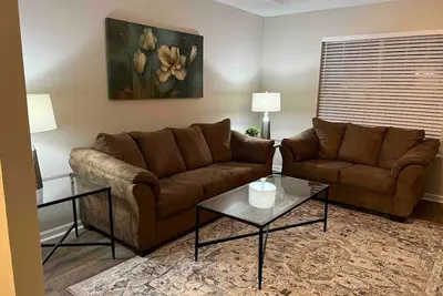 Image de Recently updated 3 Bedroom Home with Patio