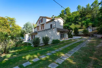 Image de Belle maison de 3 chambres à Catignano