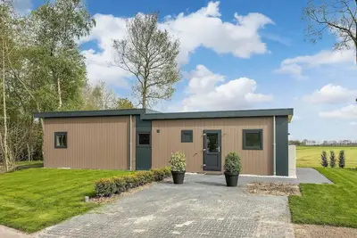 Image de Belle maison à Oosterwolde avec WiFi