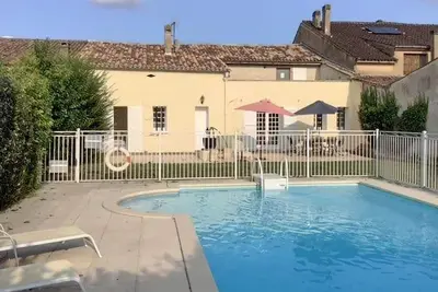 Image de Maison confortable à Saussignac avec.