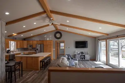 Image de New! - Ottertail Lake home