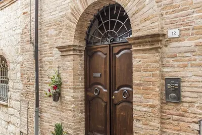 Image de S318 - Sirolo, wonderful three-room apartment in a historic building