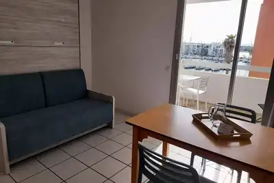 Image de Appartement \"Vue port\" 1 Pièce - Accueil lit bébé impossible 4 personnes