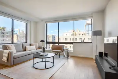 Image de Hip Upper West Side 2br w/ Gym & Doorman, nr Central Park, by Blueground