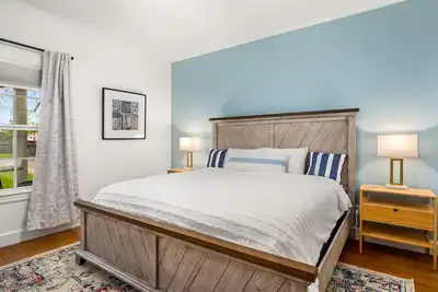 Image de Luxury in the Park, King Beds, Washer & Dryer