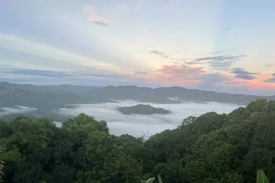 Image de Tropical Oasis on top of the clouds! Close to many memorable adventures!