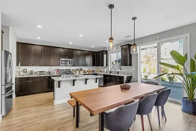 Image de New South Reno Home with Hot Tub