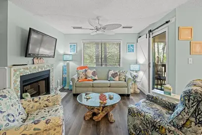 Image de Kingston Whp 18c 1st floor Villa w/pool/beach