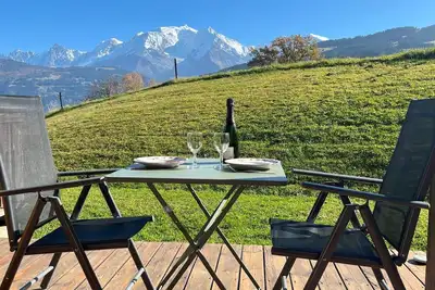 Image de \"La terrasse du Mt-Blanc\" \n2 pièces pour 4 pers