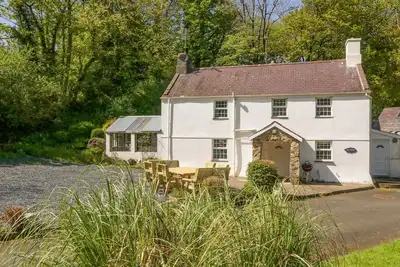 Image de Mill House (Main House), with open fire in Sarn Meyllteyrn
