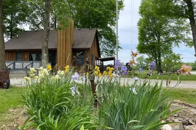 Image de Cozy Cabin by Bucksaw Marina, Truman Lake