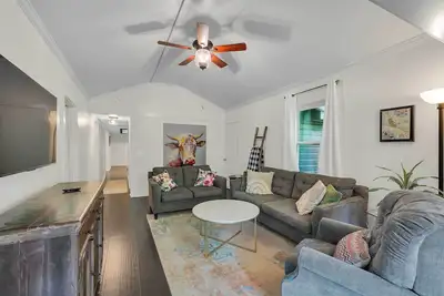 Image de Pet-Friendly Pickens Vacation Rental w/ Fire Pit