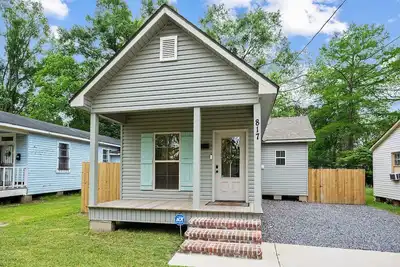 Image de Cozy Cottage: Steps from Lsu & Minutes to Downtown