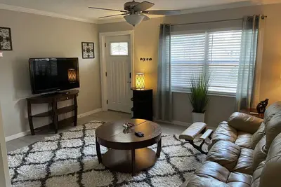 Image de Private, comfortable, close to everything!