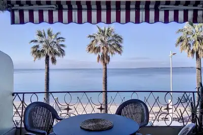 Image de Studio Constellation sur Blvd Guillaumont