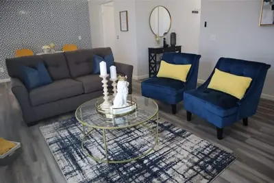 Image de Cozy & Family Home!