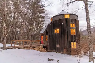 Image de Cozy Silo with Sunset Mountain Views near Woodstock