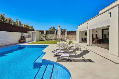Villa Italia 16 Conil de la Frontera by Ruralidays