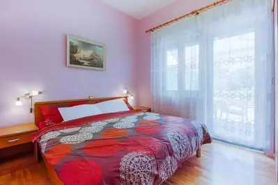 Image de Appartement de deux chambres avec la terrasse Mali Losinj (A-20930-b)