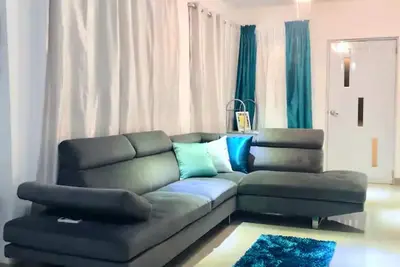 House near the beach 4b/2Bath