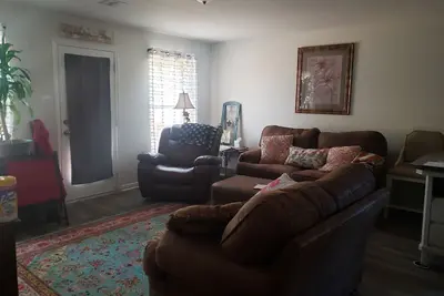 Image de House By Lake 2 mins away