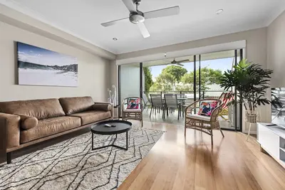 Image de Convenient + Spacious! 3bed/2. 5bath/1car~townhouse