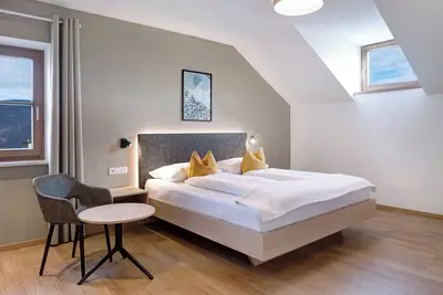 Image de Appartement \"Weingut Lahn zu Eppan Schlern\" avec vue sur les montagnes, balcon et Wi-Fi