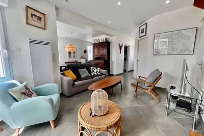 Image de Maison 4 pièces avec jardin clos, terrasse et Wifi - Proche plage et commerces - Animaux admis