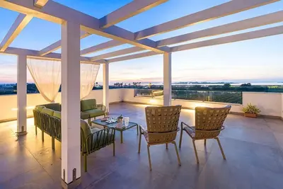 Villa with amazing view of the sunset in the Stagnone Lagoon