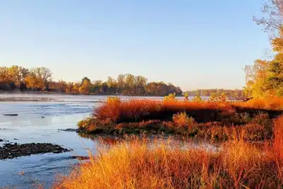 Image de Pvt. Suite on the Maumee River near Waterville, Maumee, Whitehouse, & Perrysburg