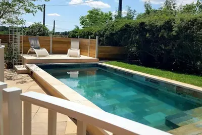 Jolie Villa avec piscine à côté d'Aix-en-Provence