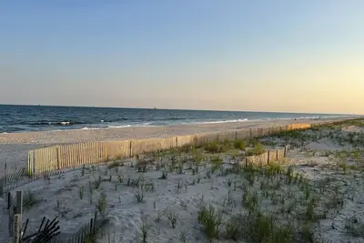 Image de Quintessential Fire Island Beach House in Beautiful Saltaire, Fire Island