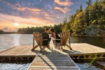 Image de Private & Modern Muskoka Lakefront Cabin