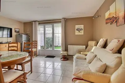 Ham Calf N - 1 : Maison tout confort pour 4 personnes  parking privé. wifi