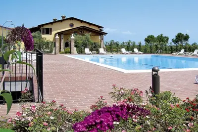 Image de Confortable appartement pour 4 personnes avec climatisation, Wifi, piscine, Tv et terrasse