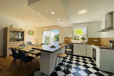 Image de ⭐️jolie villa⭐️résidence sécurisée⭐️piscine⭐️proche centre-ville⭐️