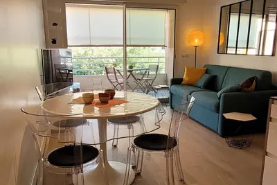 Image de Bel appartement, plein centre, entièrement rénové