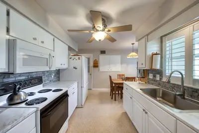 Image de 5-Star Beautiful Dunedin Home