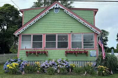 Image de Seaglass*airy 4bd bungalow* 5 min walk to beach*dog friendly