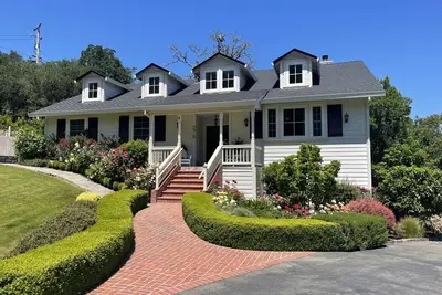 Image de Two Bedroom Home just 1. 5 miles from Healdsburg Plaza