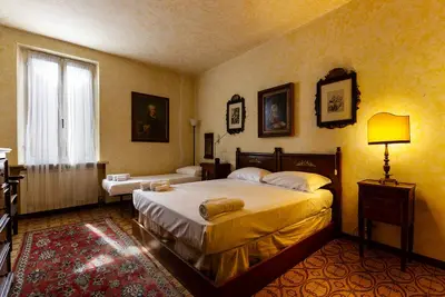 Image de Apartment in the historic center with private car parking
