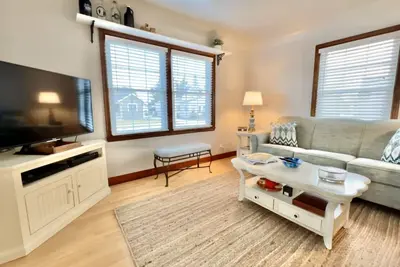 Image de Home in Algoma